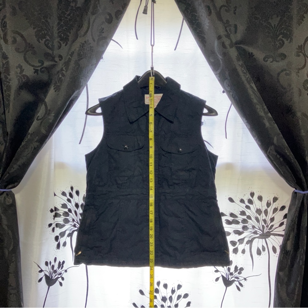 Filson Women's Black Sleeveless Vest - Picture 2 of 5